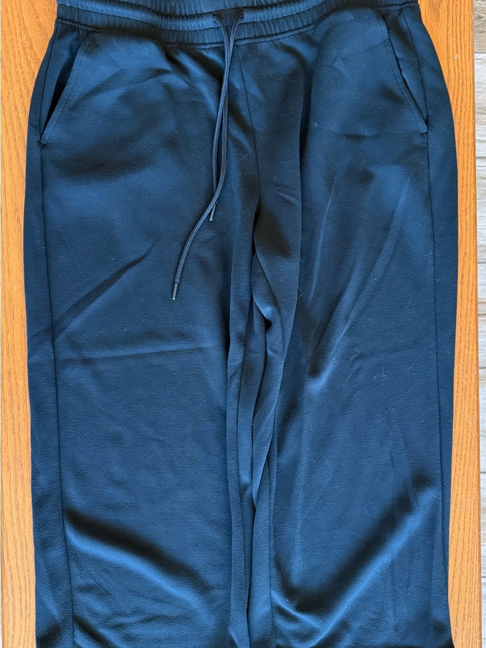 Women's Black Drawstring Capris